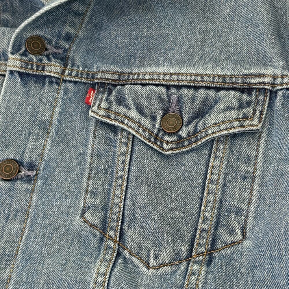Vintage Levis 70507 Standard Trucker Denim Jacket Mens L Medium Wash Blue 2004 - Picture 4 of 12